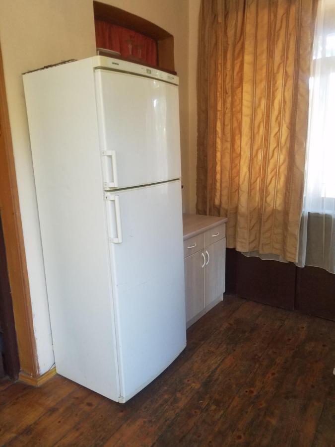 Appartement Уиут Ниниа Сад à Tbilissi Extérieur photo
