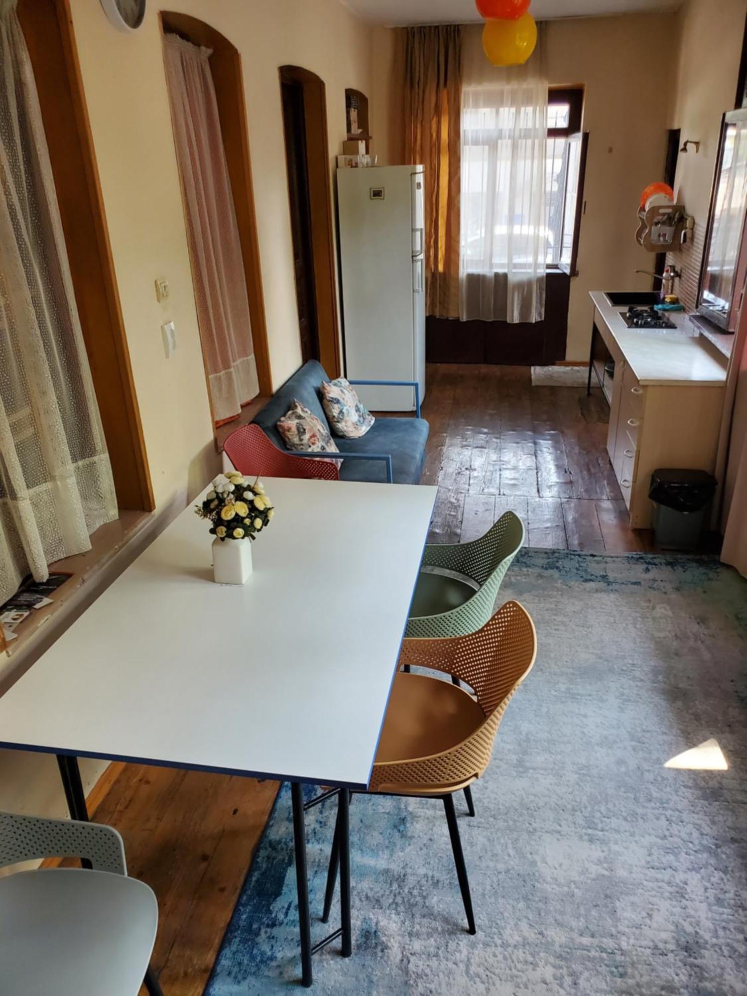 Appartement Уиут Ниниа Сад à Tbilissi Extérieur photo